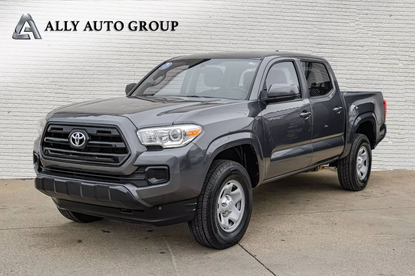 2017 Toyota Tacoma SR — Pickup Truck — 93,011 mi — Addison, TX