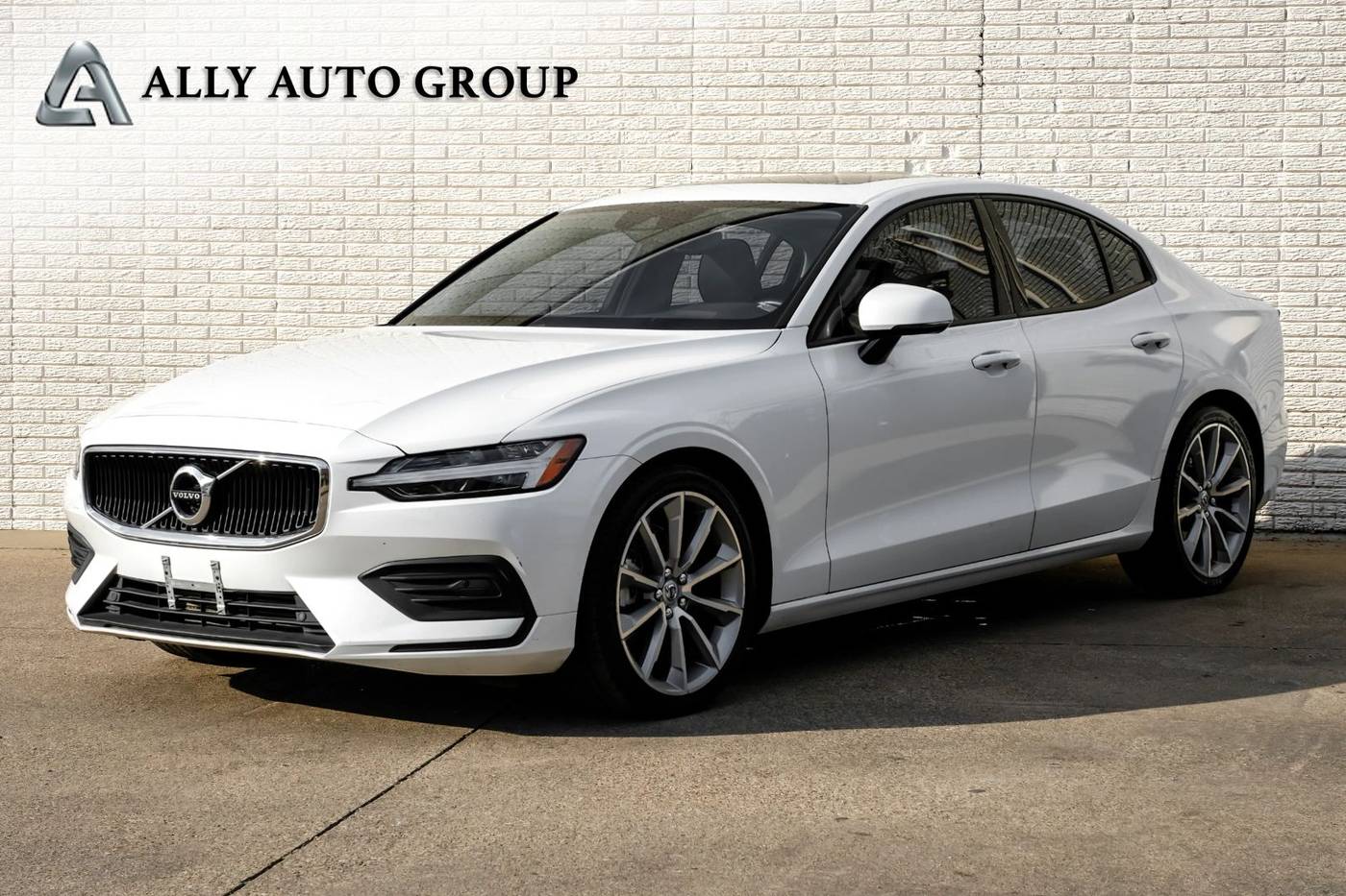2020 Volvo S60 Momentum — Sedan — 72,388 mi — Addison, TX