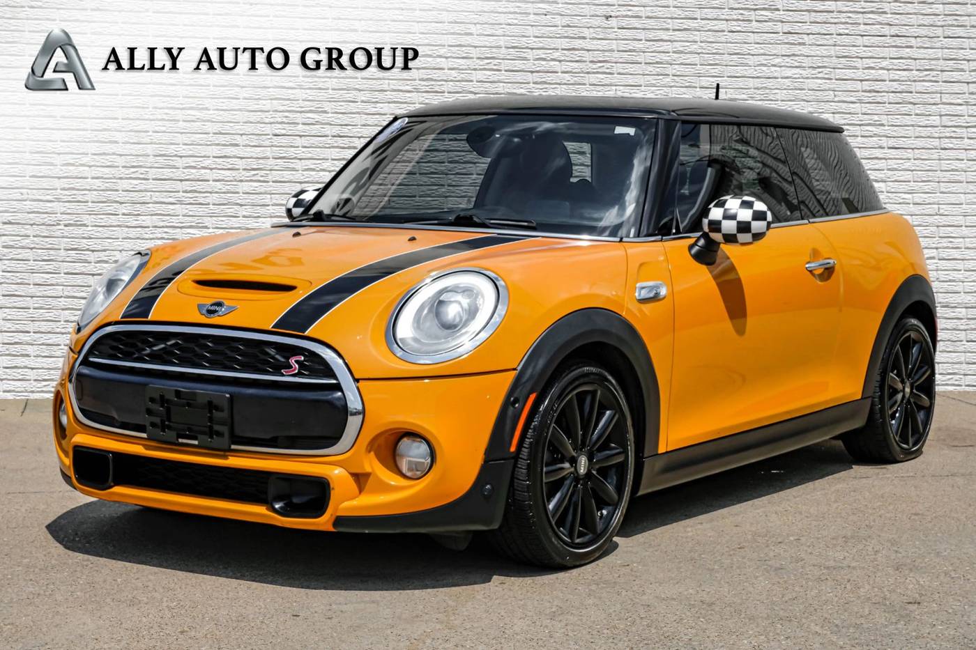2015 MINI Hardtop Cooper S — Hatchback — 109,817 mi — Addison, TX