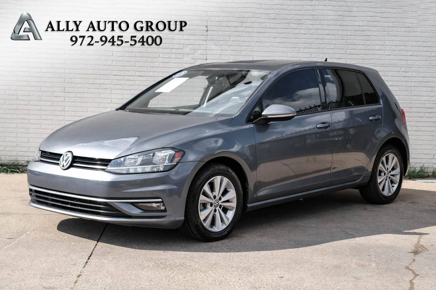 2019 Volkswagen Golf SE