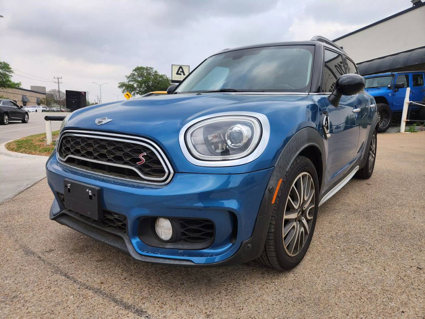 2017 MINI Countryman Cooper S — SUV — 96,670 mi — Addison, TX