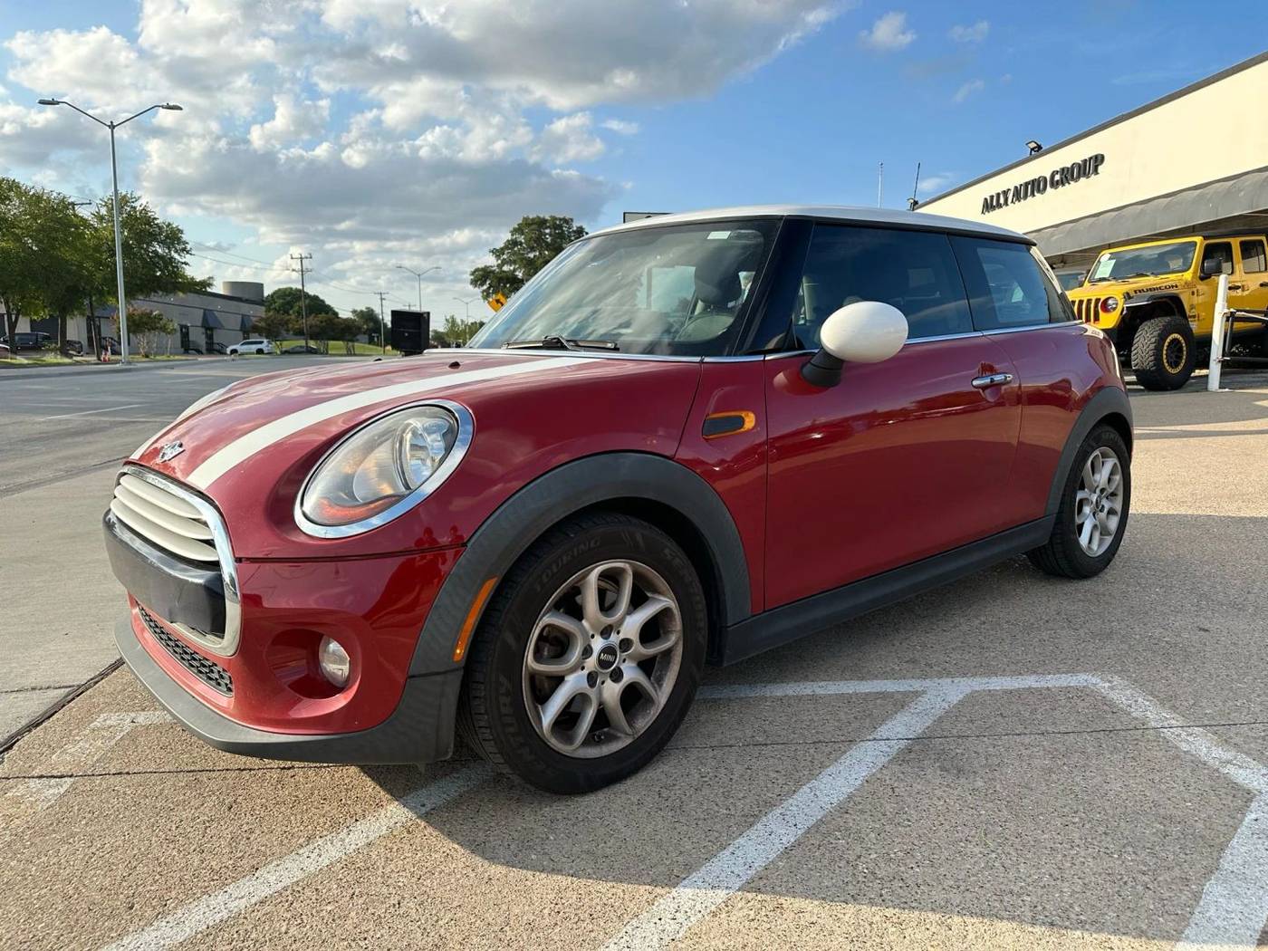 2015 MINI Hardtop Cooper — Hatchback — 104,178 mi — Addison, TX