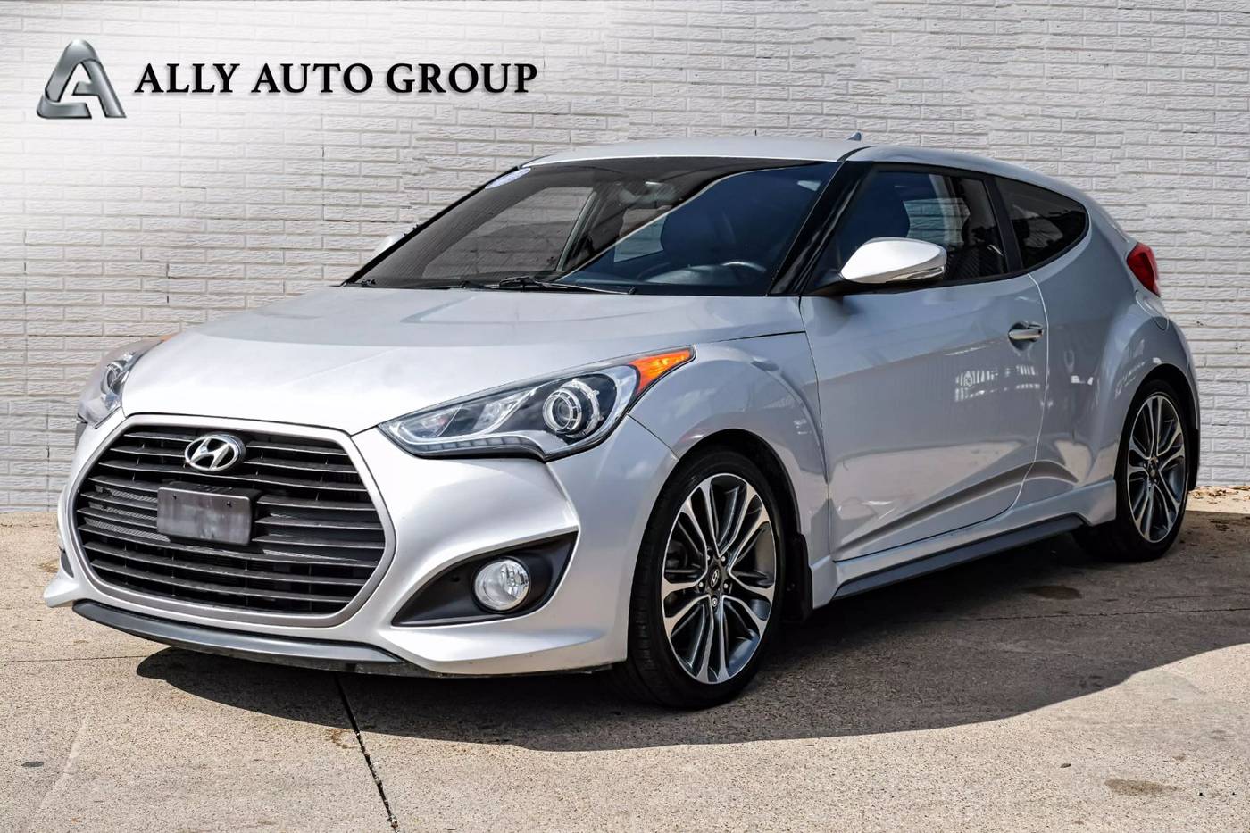 2016 Hyundai Veloster Turbo — Hatchback — 83,661 mi — Addison, TX