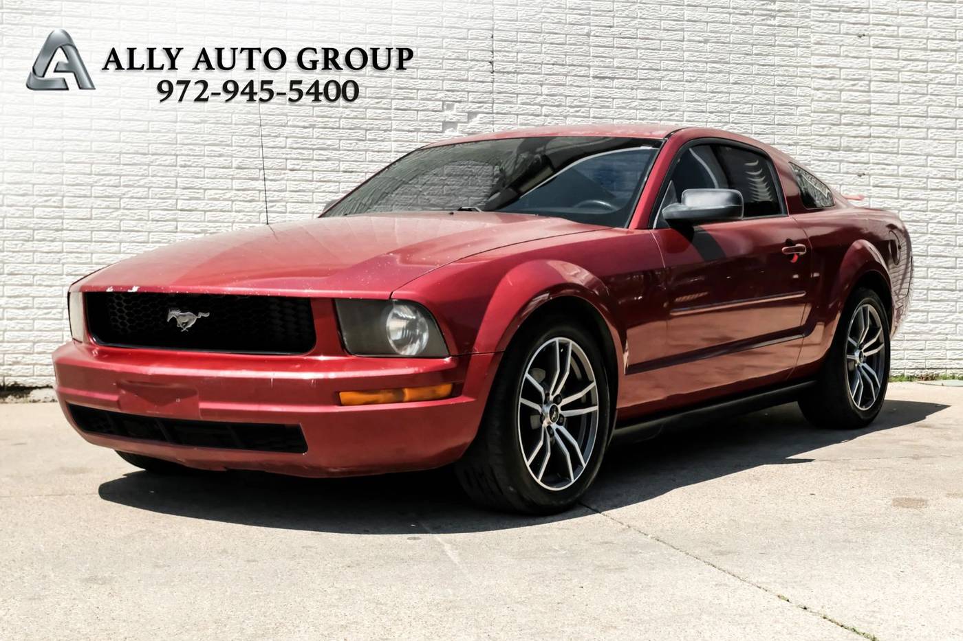 2005 Ford Mustang Deluxe