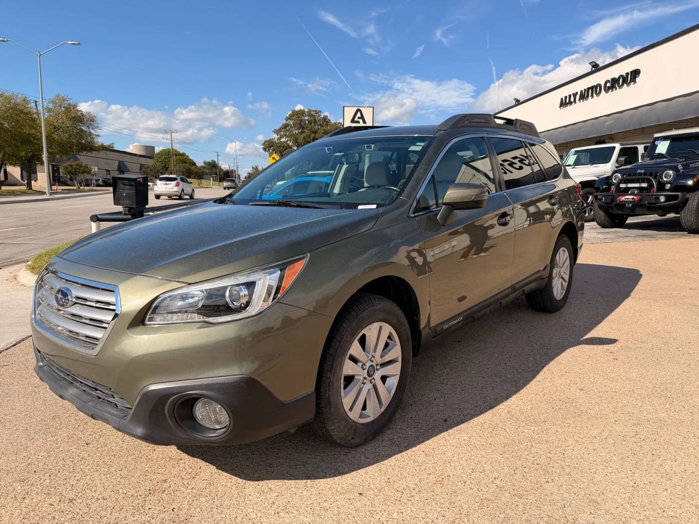 2016 Subaru Outback 2.5i Premium — SUV — 68,987 mi — Addison, TX