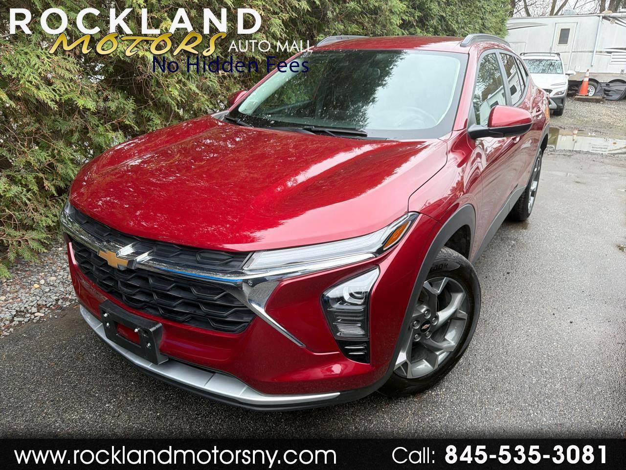 2025 Chevrolet Trax LT — SUV — 11,860 mi — West Nyack, NY