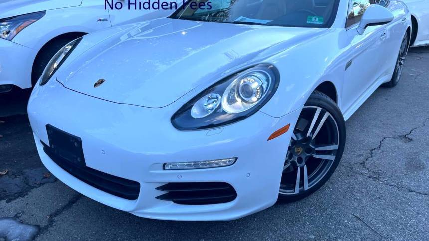 2016 Porsche Panamera 4
