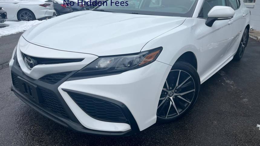 2022 Toyota Camry SE — Sedan — 32,728 mi — West Nyack, NY