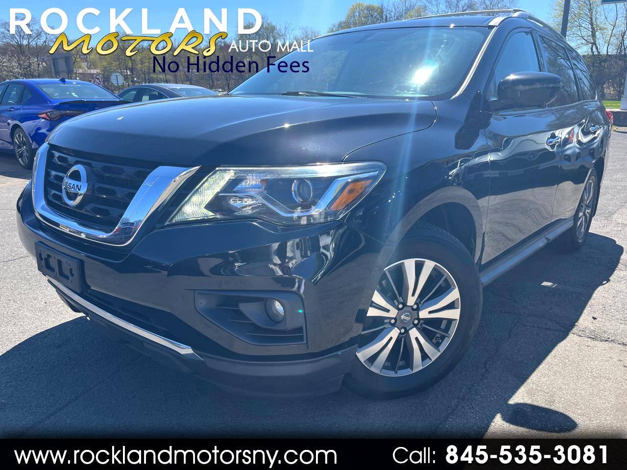2017 Nissan Pathfinder SL — SUV — 105,374 mi — West Nyack, NY