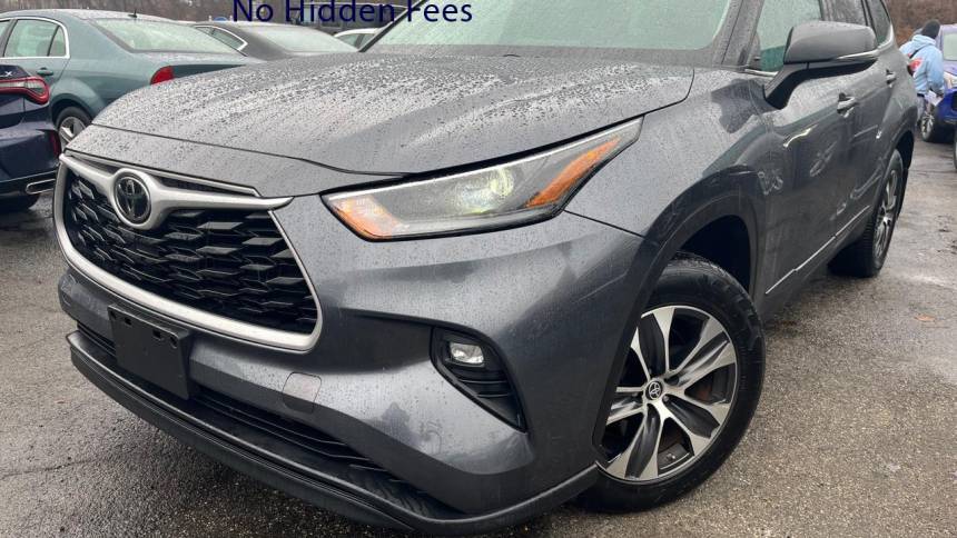2021 Toyota Highlander XLE — SUV — 10,443 mi — West Nyack, NY
