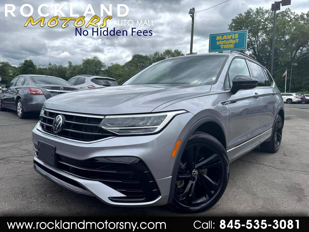2023 Volkswagen Tiguan SE R-Line Black — SUV — 20,577 mi — West Nyack, NY