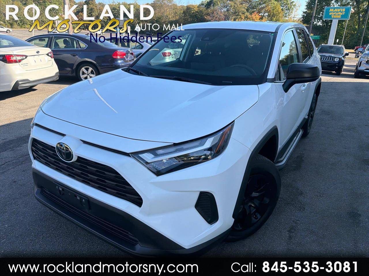 2024 Toyota RAV4 LE — SUV — 28,771 mi — West Nyack, NY