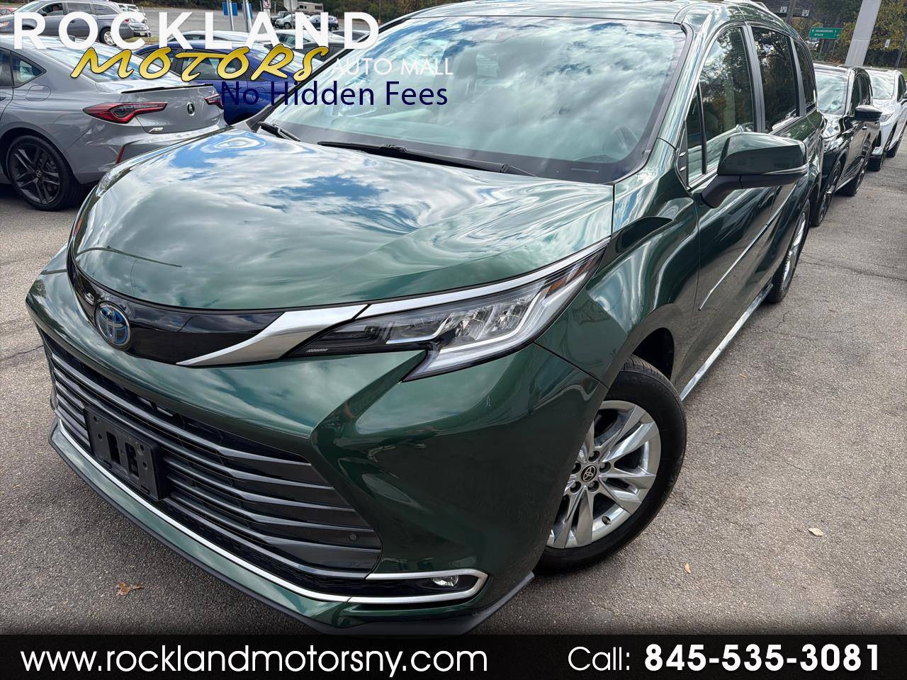 2023 Toyota Sienna Limited — Minivan — 60,106 mi — West Nyack, NY