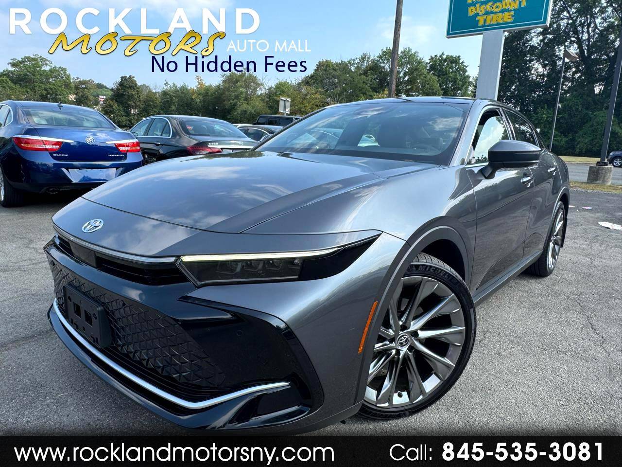 2023 Toyota Crown Limited — Sedan — 13,091 mi — West Nyack, NY