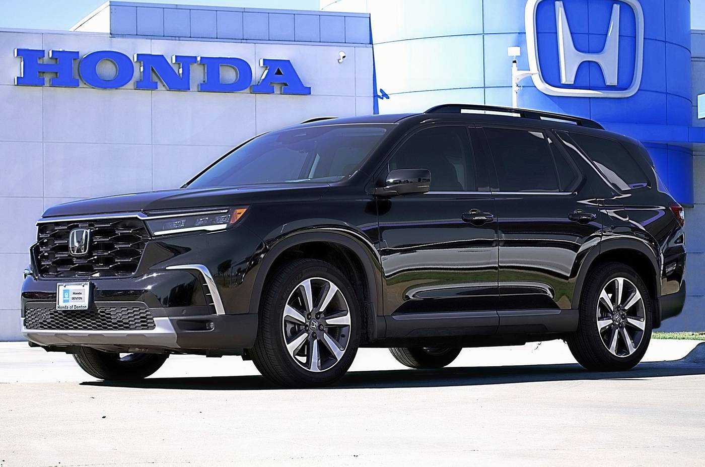 2023 Honda Pilot Elite — SUV — 17,094 mi — Denton, TX