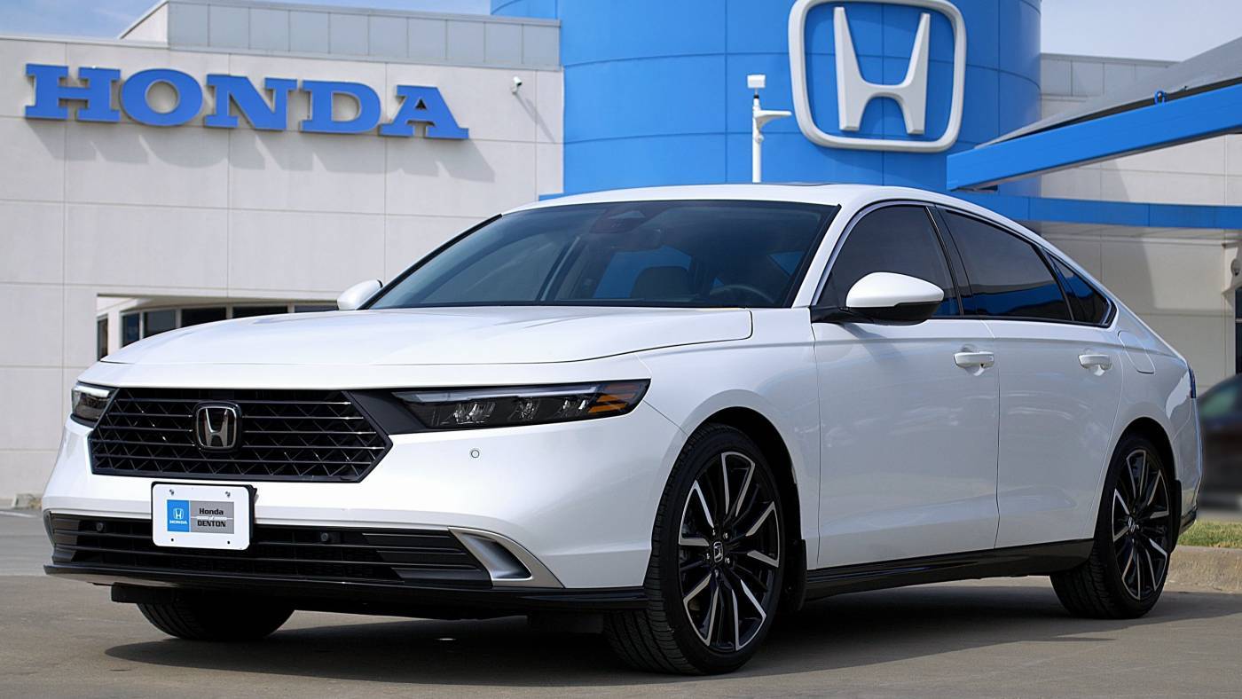 2024 Honda Accord Hybrid Touring — Sedan — 11,399 mi — Denton, TX