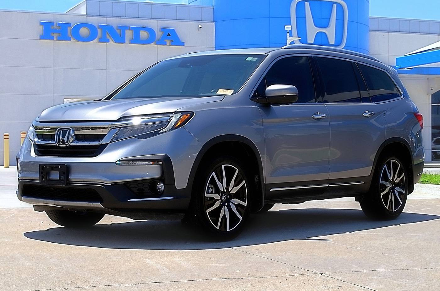 2022 Honda Pilot Touring — SUV — 17,722 mi — Denton, TX