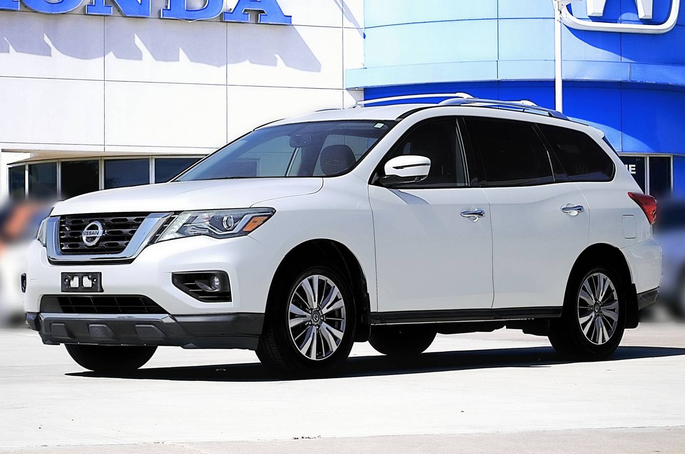 2018 Nissan Pathfinder SL — SUV — 96,000 mi — Denton, TX