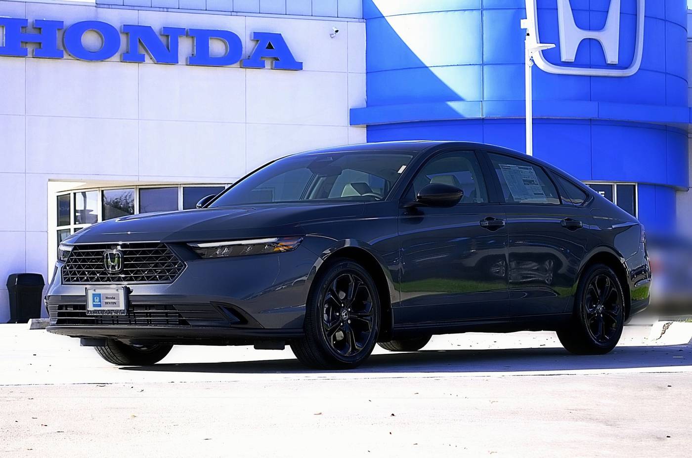 2025 Honda Accord SE — Sedan — 5,650 mi — Denton, TX