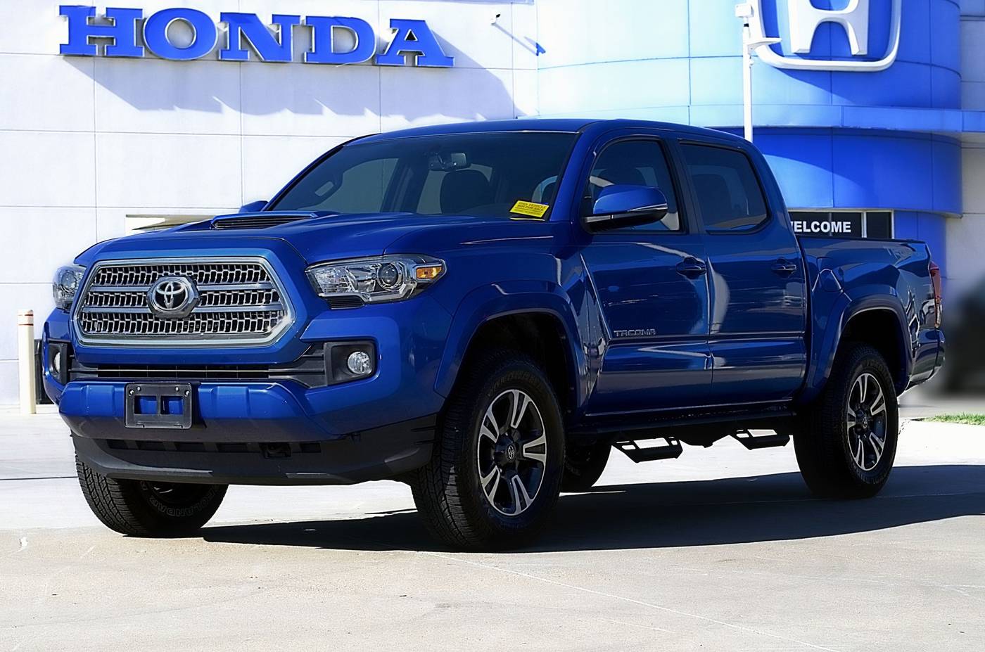 2017 Toyota Tacoma SR5 — Pickup Truck — 127,807 mi — Denton, TX