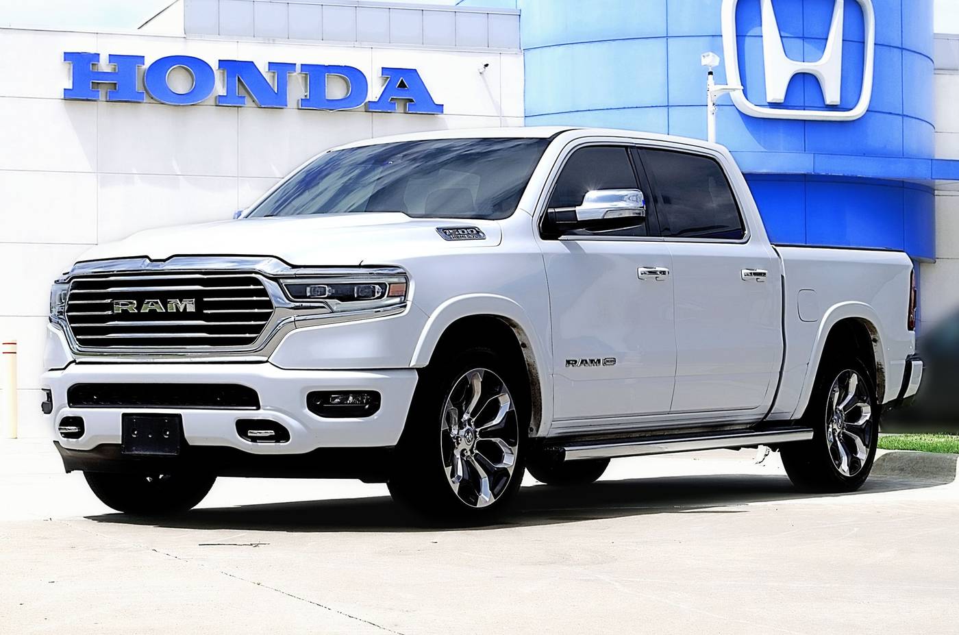 2022 Ram 1500 Longhorn — Pickup Truck — 40,283 mi — Denton, TX