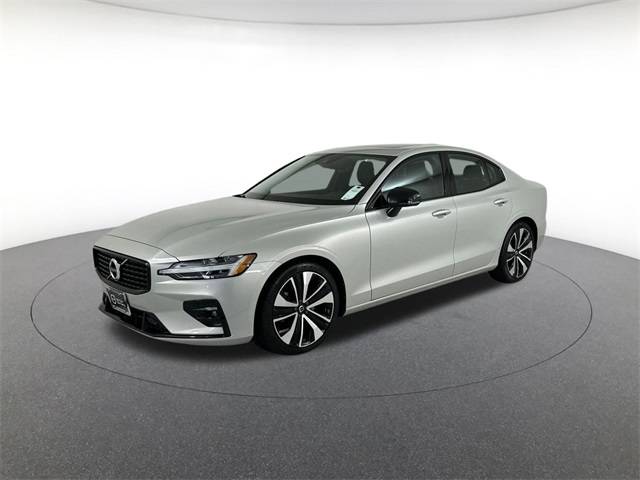 2022 Volvo S60 Momentum — Sedan — 33,300 mi — Silver Spring, MD