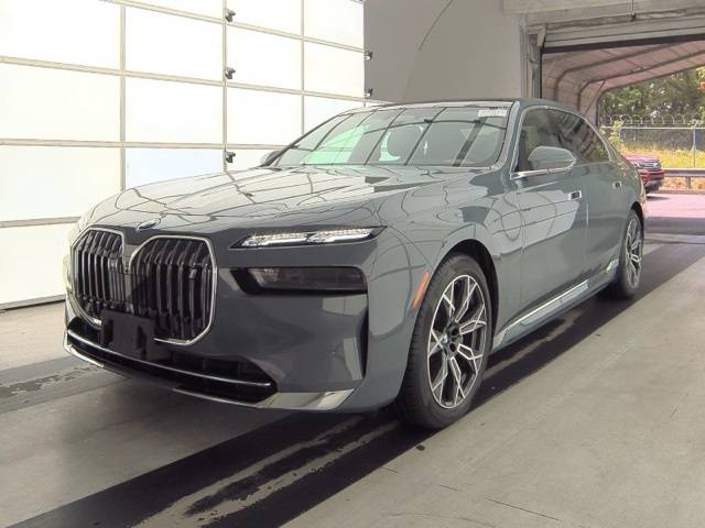 2023 BMW i7 xDrive60 — Sedan — 2,598 mi — Silver Spring, MD