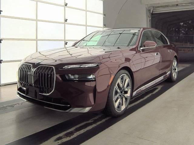 2023 BMW i7 xDrive60 — Sedan — 2,638 mi — Silver Spring, MD