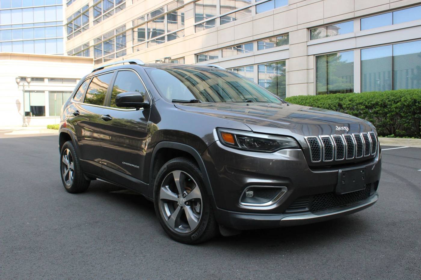 2020 Jeep Cherokee Limited — SUV — 74,297 mi — Arlington, VA