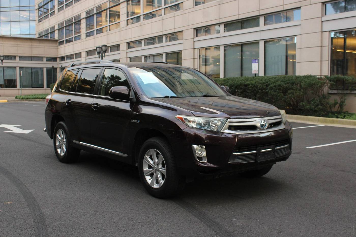 2013 Toyota Highlander Hybrid — SUV — 145,797 mi — Arlington, VA