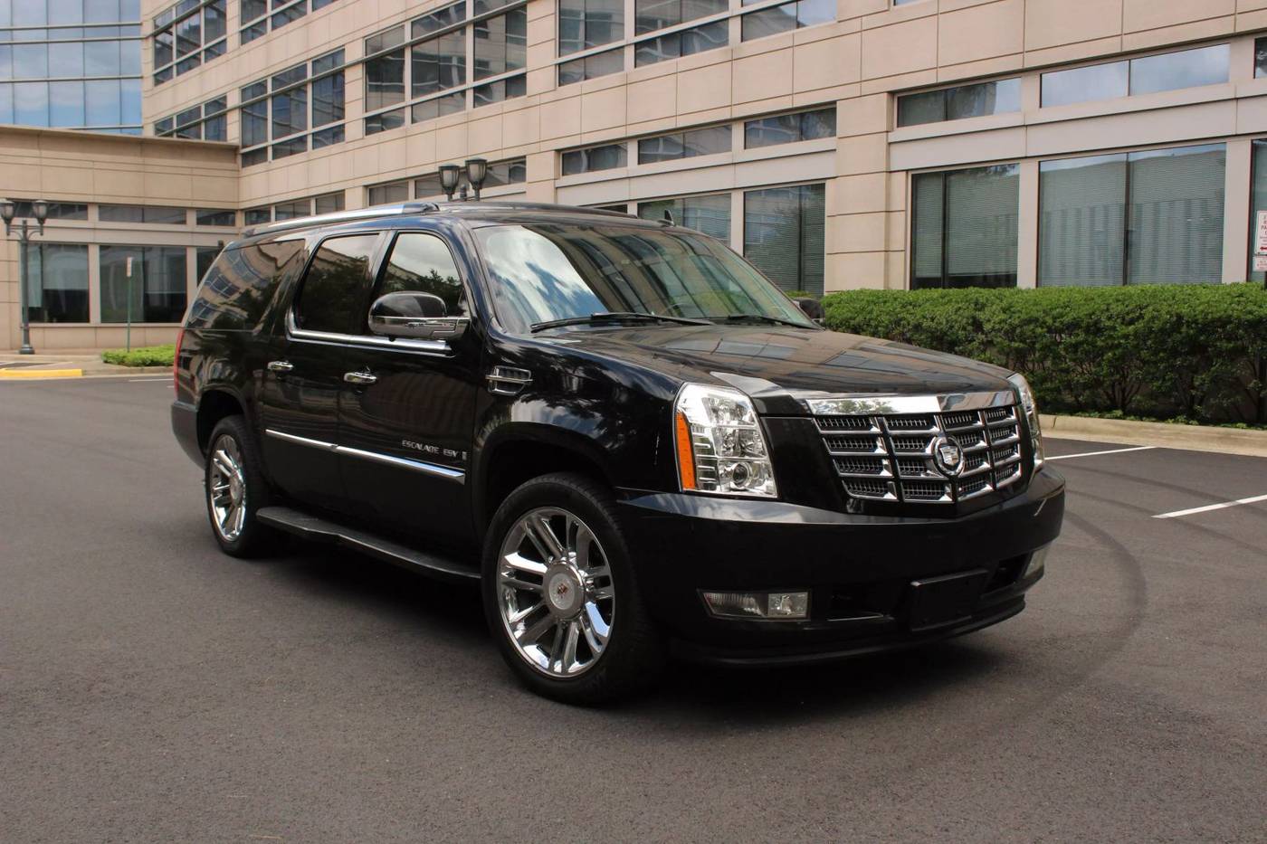 2008 Cadillac Escalade Standard — SUV — 92,179 mi — Arlington, VA