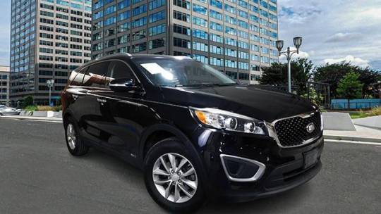 2016 Kia Sorento LX — SUV — 92,735 mi — Arlington, VA