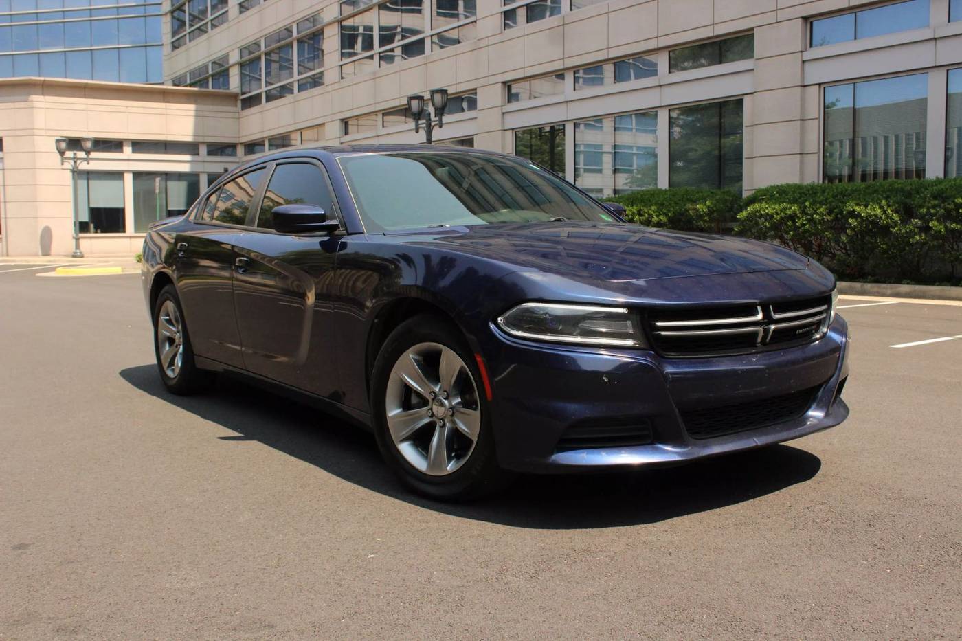 2015 Dodge Charger SE — Sedan — 158,922 mi — Arlington, VA