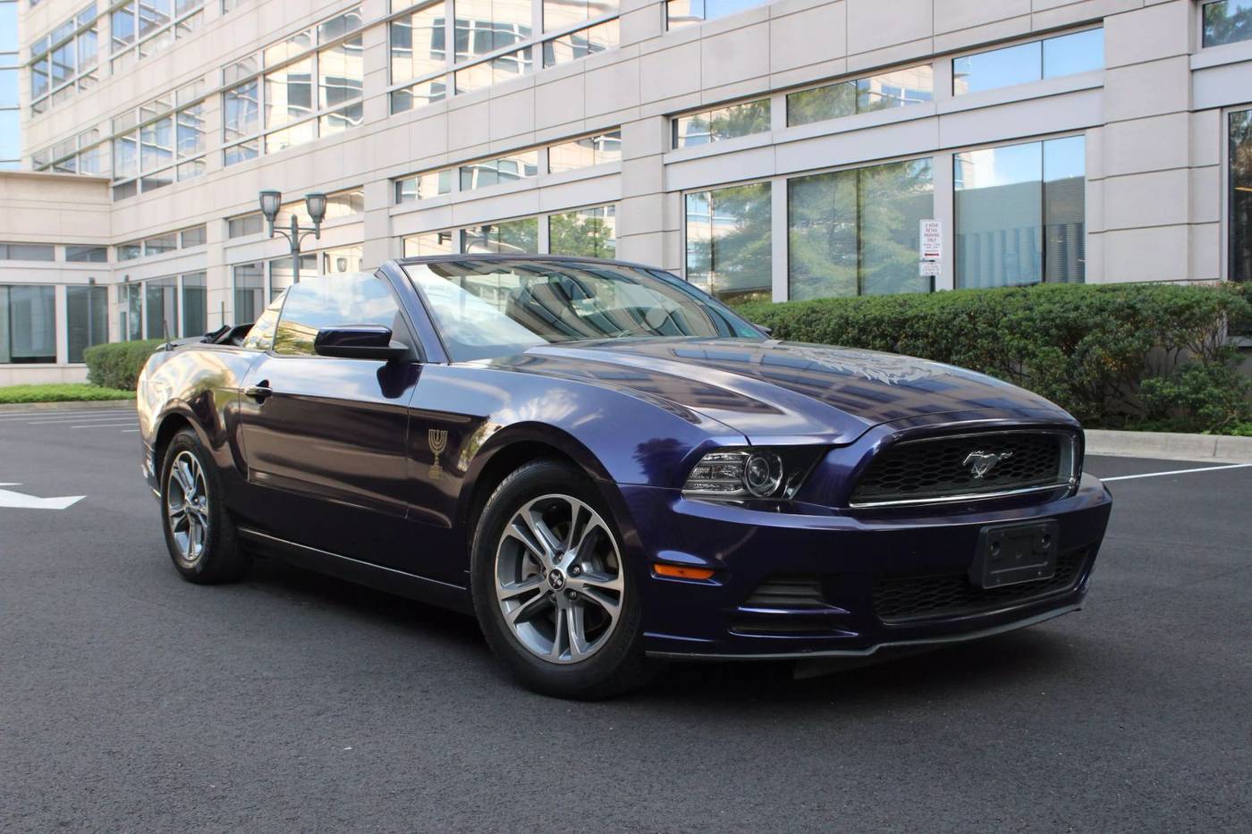 2014 Ford Mustang V6 — Convertible — 94,237 mi — Arlington, VA