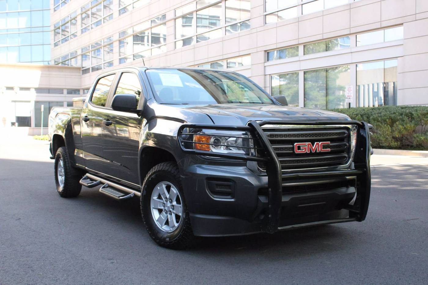 2016 GMC Canyon Base — Pickup Truck — 117,927 mi — Arlington, VA