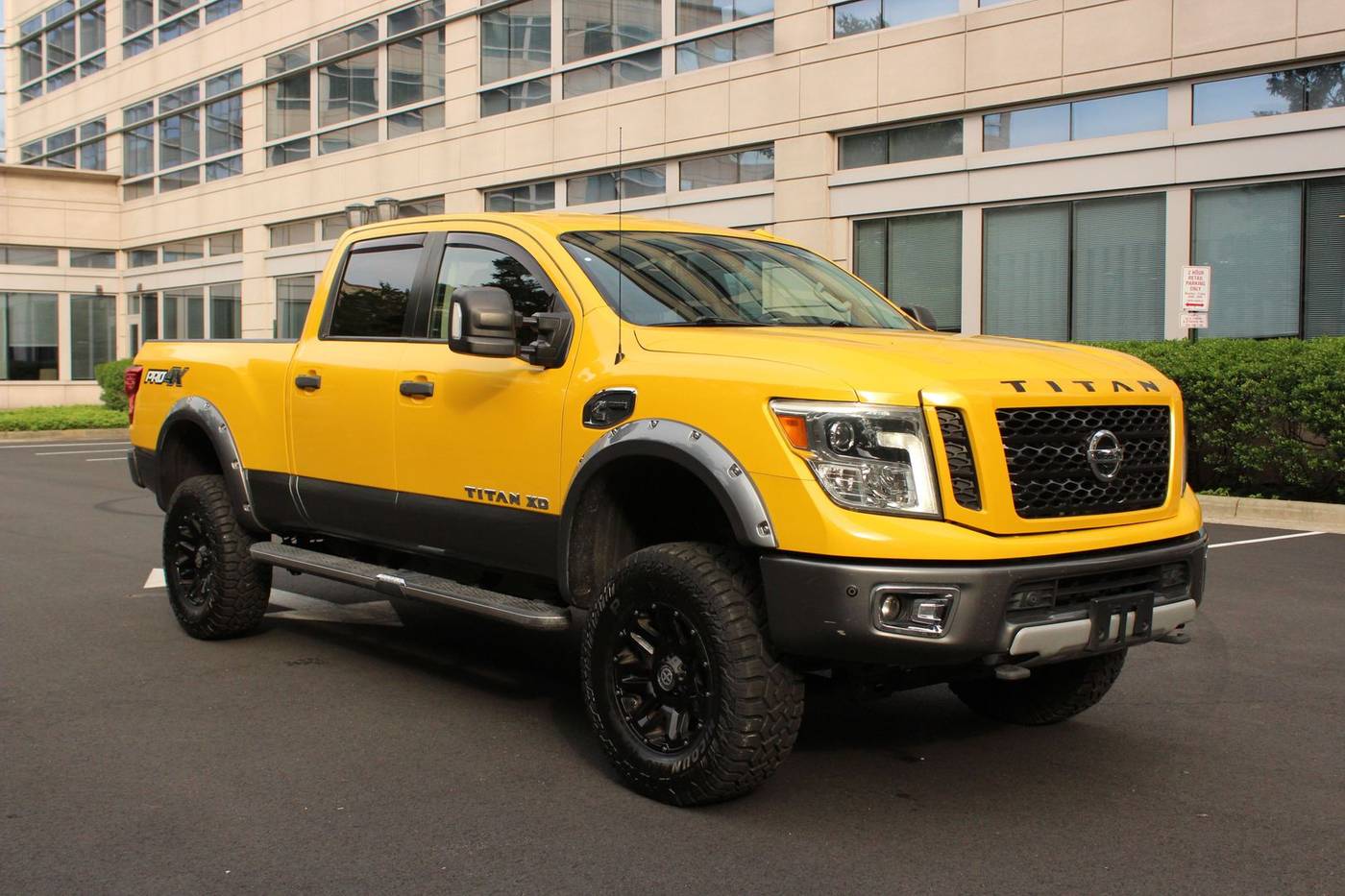 2017 Nissan Titan XD PRO-4X — Pickup Truck — 68,341 mi — Arlington, VA