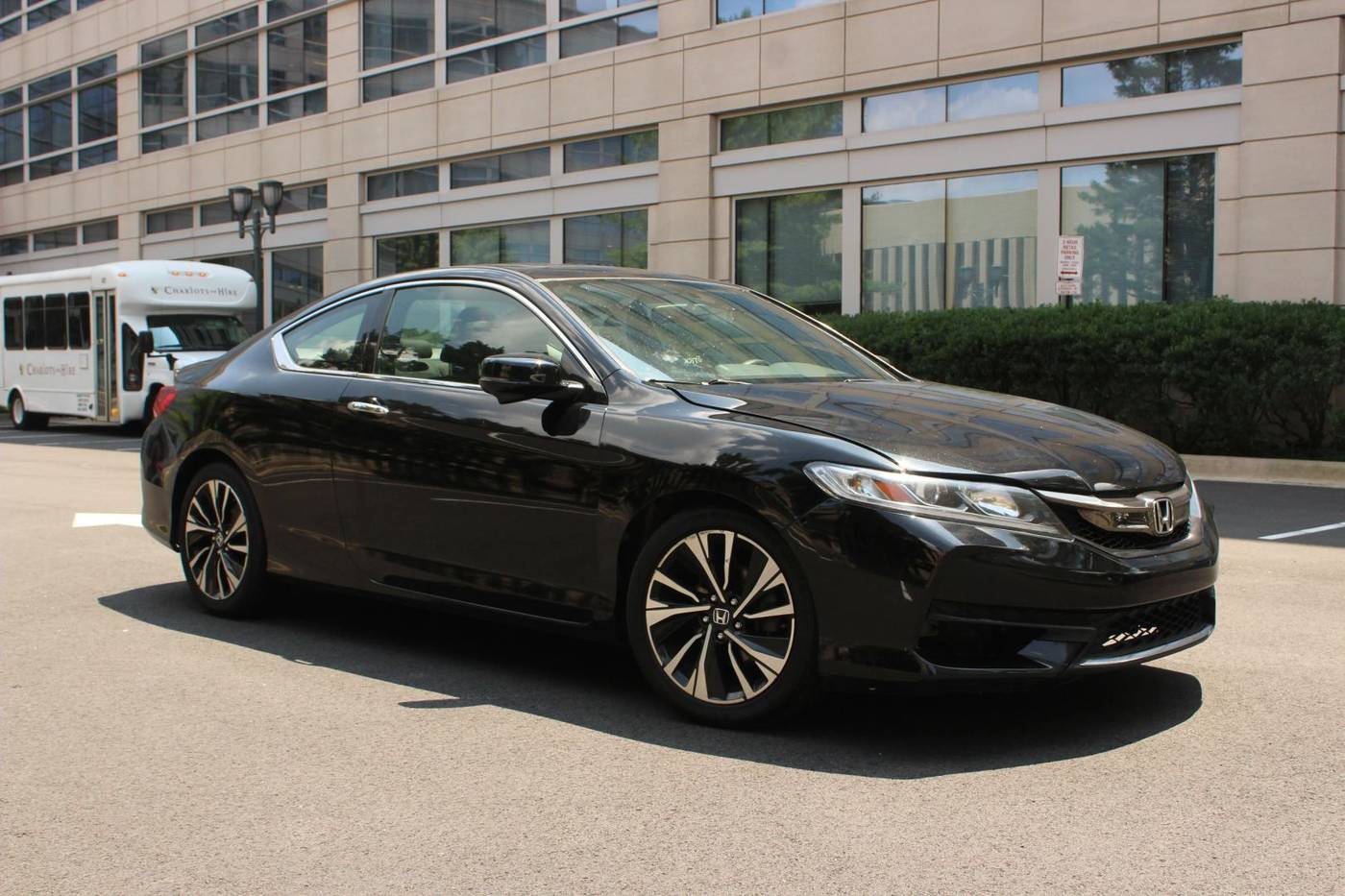 2017 Honda Accord EX — Coupe — 123,667 mi — Arlington, VA