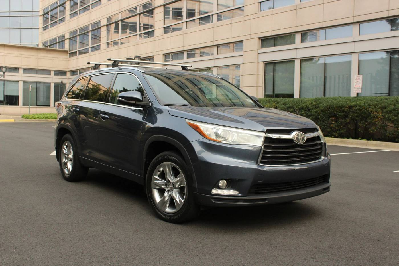2014 Toyota Highlander Limited Platinum — SUV — 114,163 mi — Arlington, VA