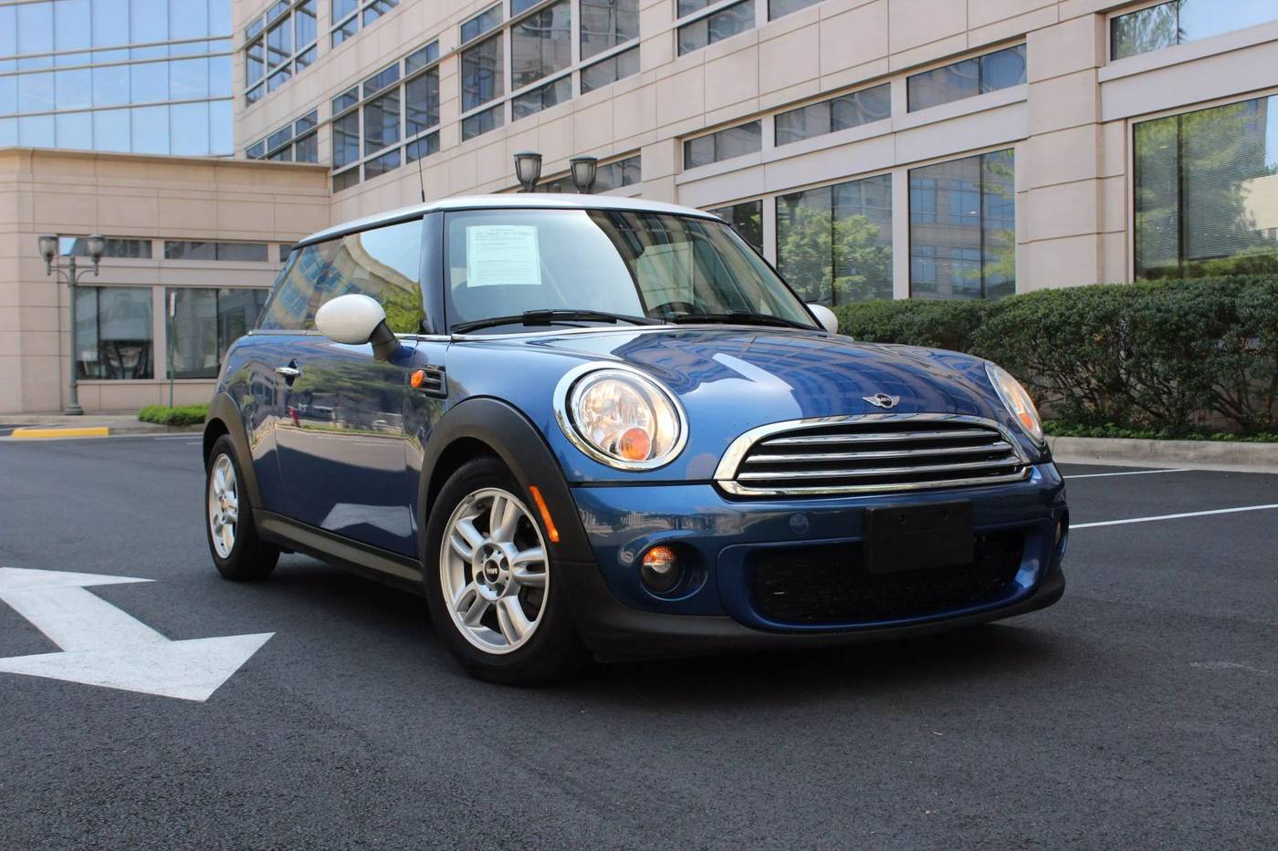 2013 MINI Hardtop Cooper — Hatchback — 101,848 mi — Arlington, VA