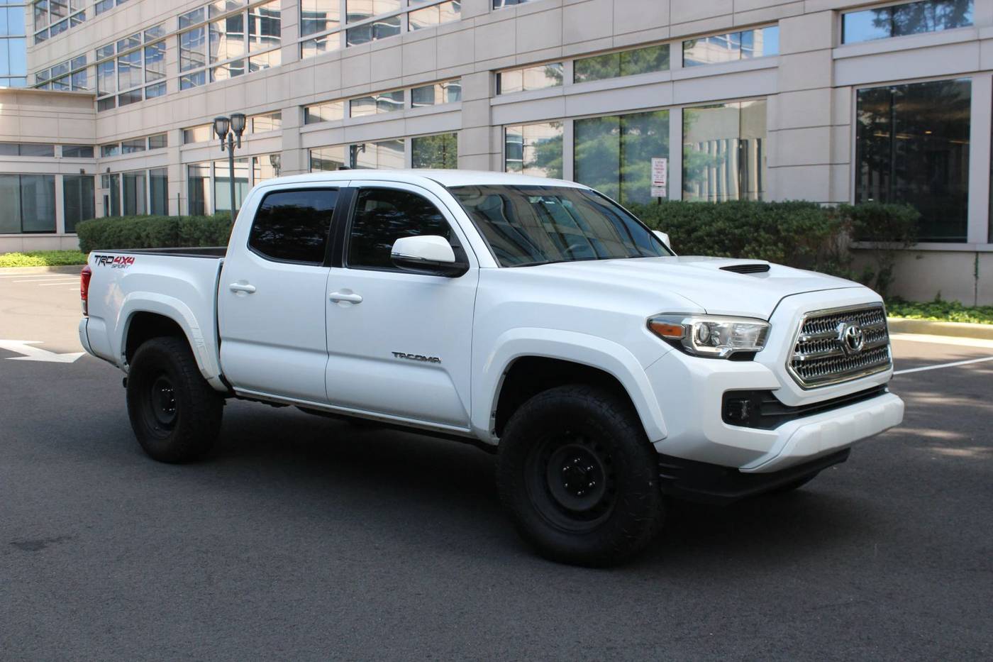 2016 Toyota Tacoma TRD Sport — Pickup Truck — 170,946 mi — Arlington, VA