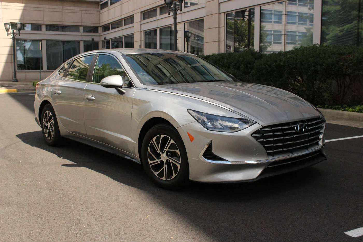 2022 Hyundai Sonata Hybrid Blue — Sedan — 58,829 mi — Arlington, VA