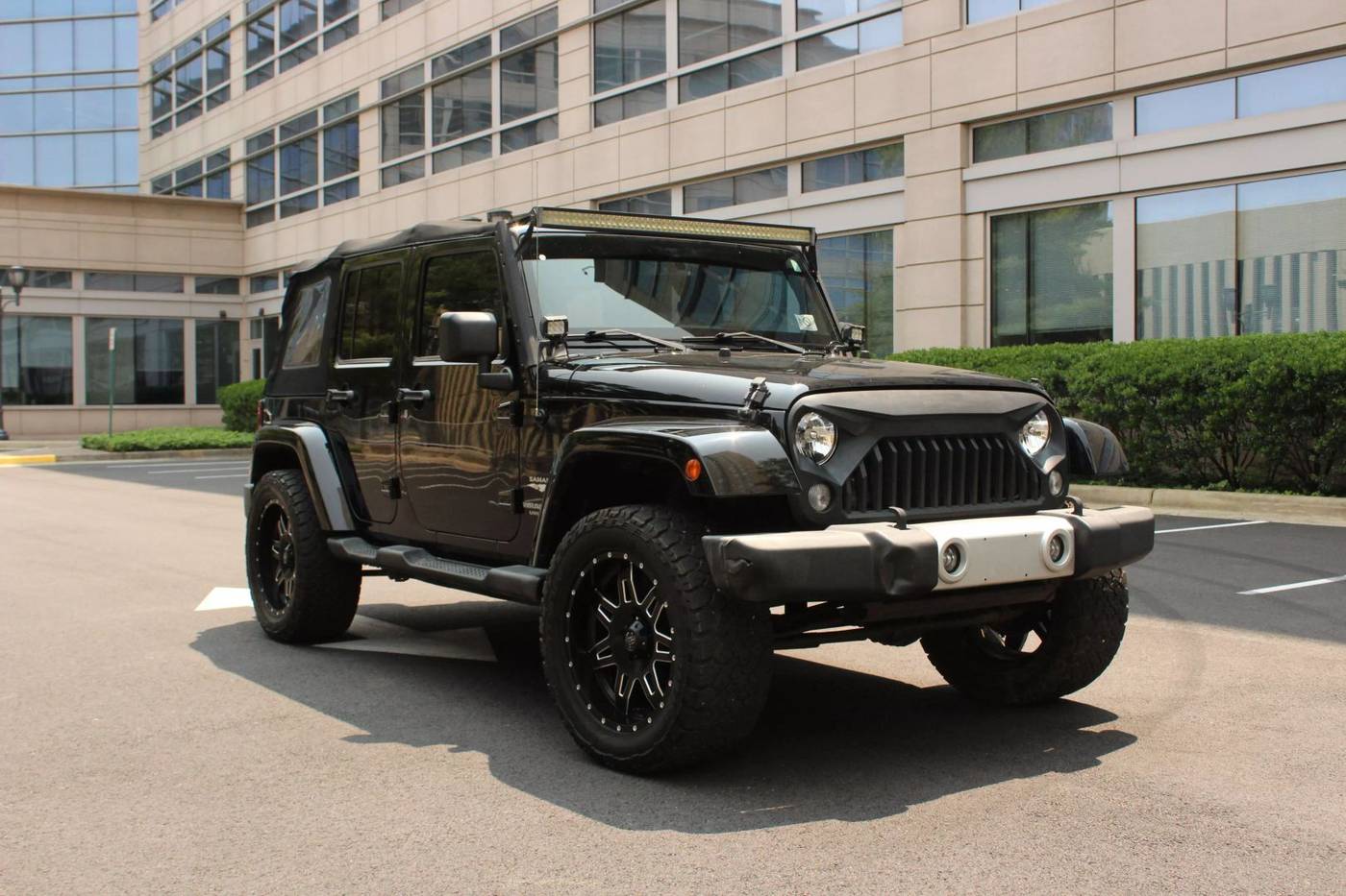 2014 Jeep Wrangler Sahara — SUV — 146,376 mi — Arlington, VA