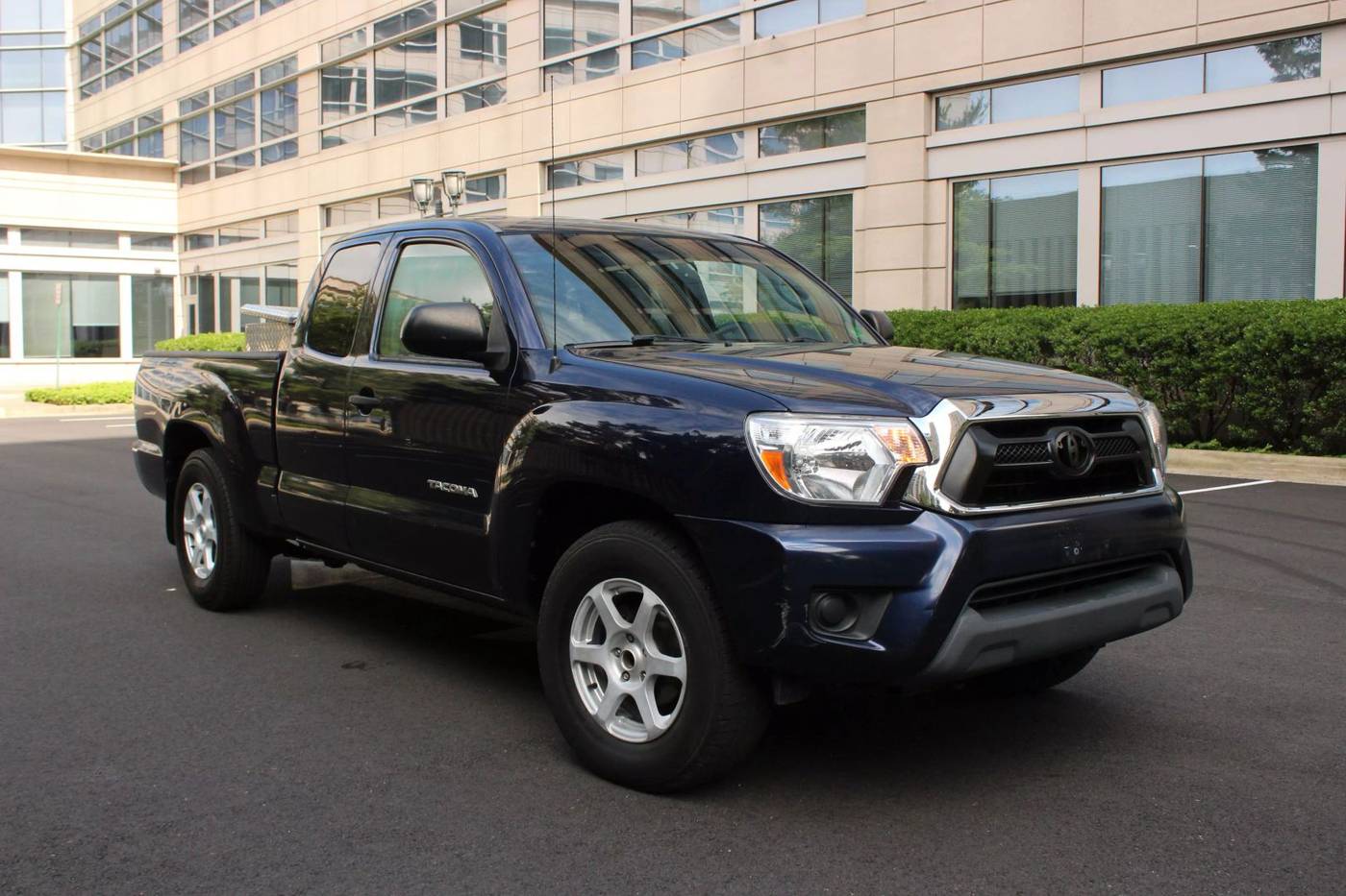 2012 Toyota Tacoma Base — Pickup Truck — 176,334 mi — Arlington, VA