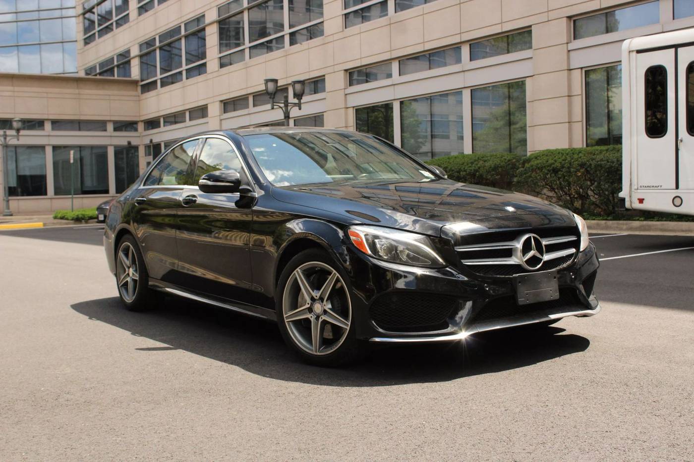 2015 Mercedes-Benz C-Class C 400 — Sedan — 122,300 mi — Arlington, VA