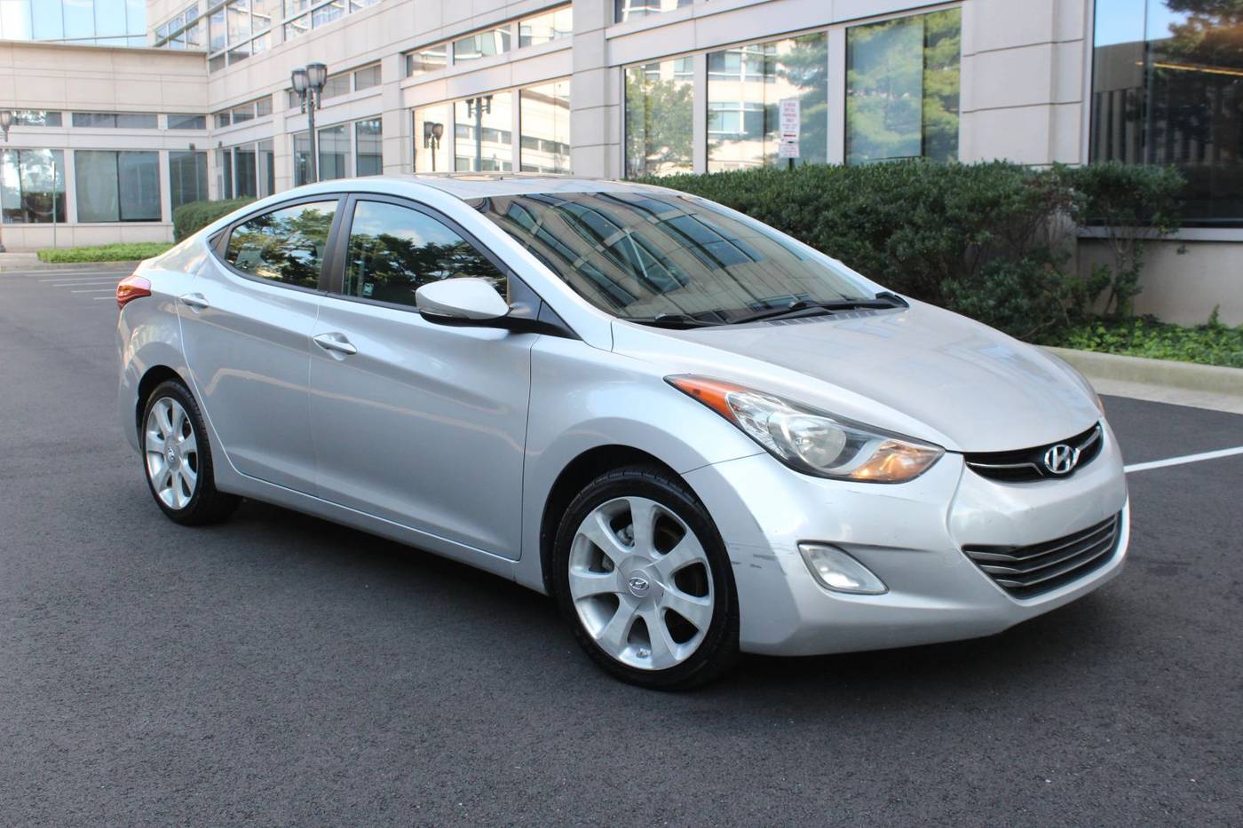 2012 Hyundai Elantra Limited — Sedan — 118,933 mi — Arlington, VA