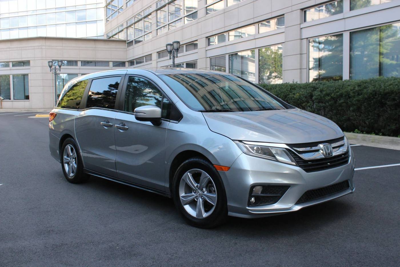 2018 Honda Odyssey EX-L — Minivan — 126,423 mi — Arlington, VA