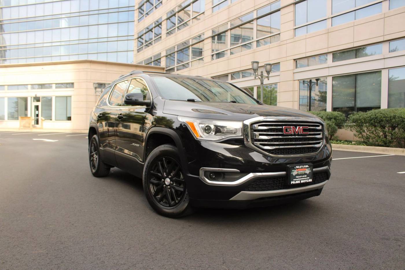 2019 GMC Acadia SLT — SUV — 112,518 mi — Arlington, VA