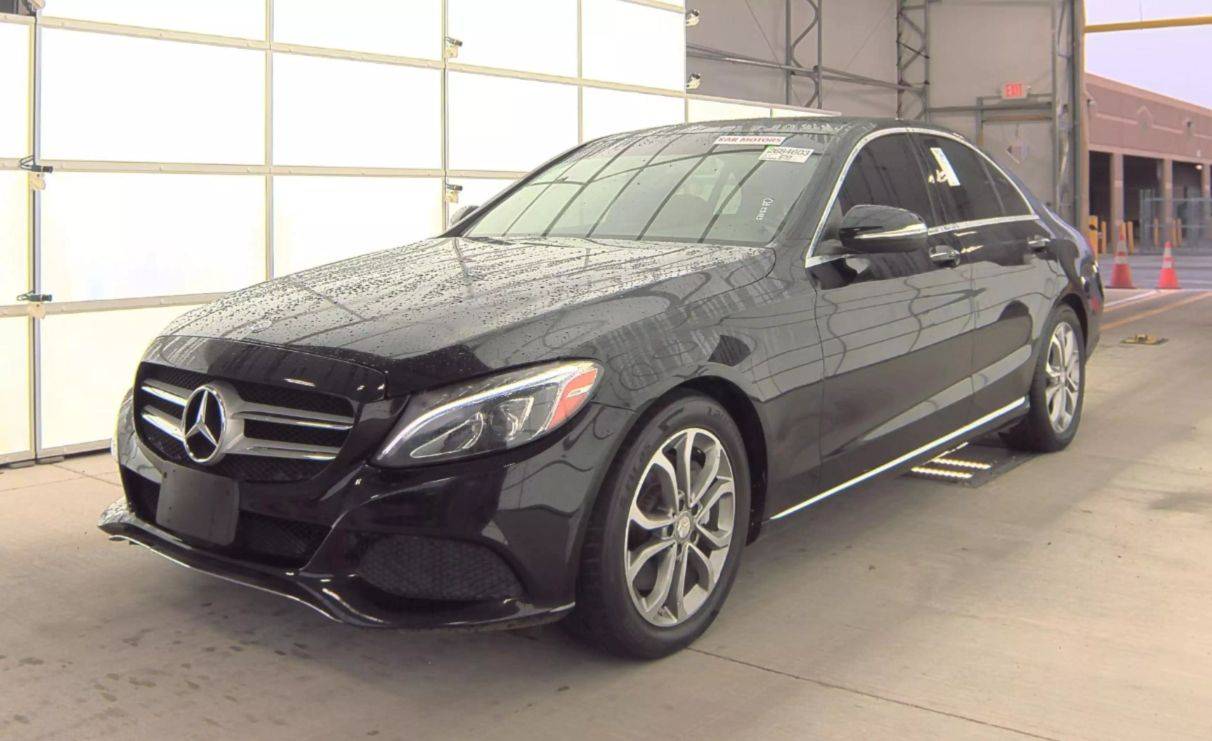 2015 Mercedes-Benz C-Class C 300 — Sedan — 113,755 mi — Arlington, VA