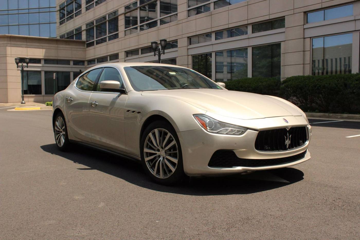 2015 Maserati Ghibli S Q4 — Sedan — 126,109 mi — Arlington, VA