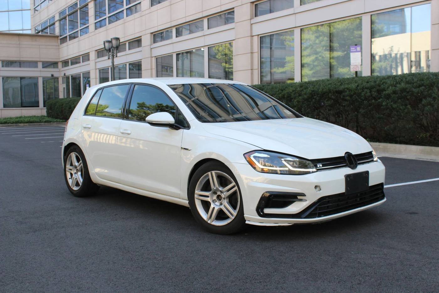 2018 Volkswagen Golf R Base — Hatchback — 99,806 mi — Arlington, VA